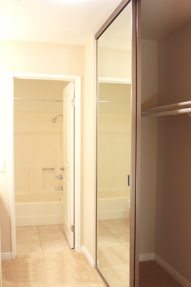 Thank you for viewing our Studio upstairs empty 7 at Rose Pointe Apartments in the city of Fullerton.